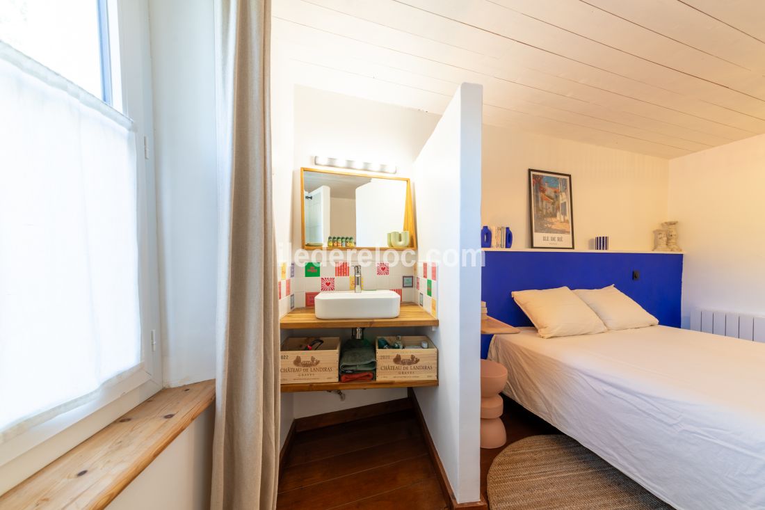 Photo 19: An accomodation located in Les Portes-en-R&eacute; on ile de R&eacute;.