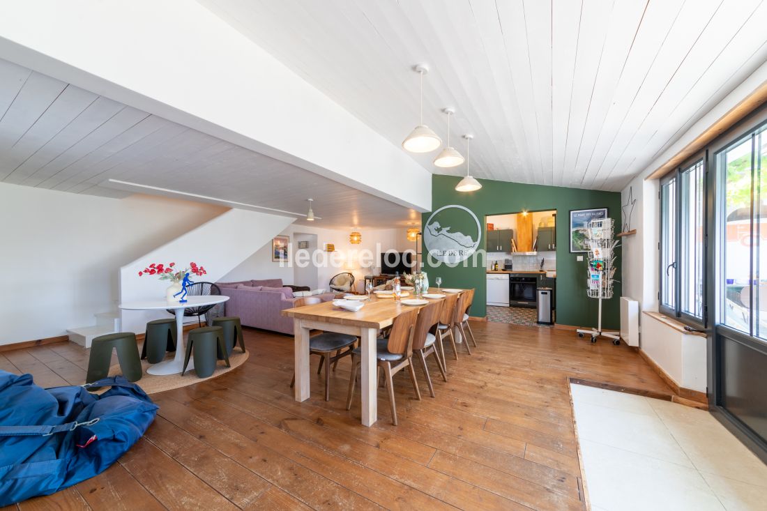 Photo 9: An accomodation located in Les Portes-en-R&eacute; on ile de R&eacute;.