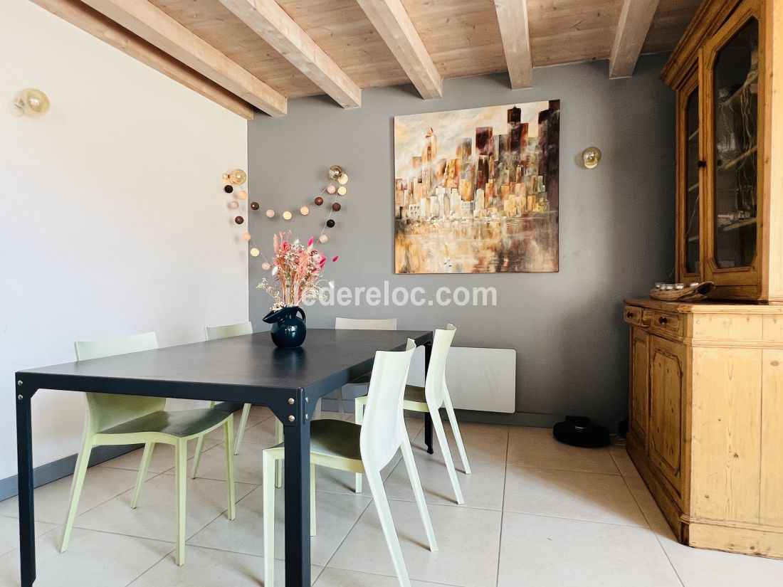 Photo 14: An accomodation located in Le Bois-Plage-en-R&eacute; on ile de R&eacute;.
