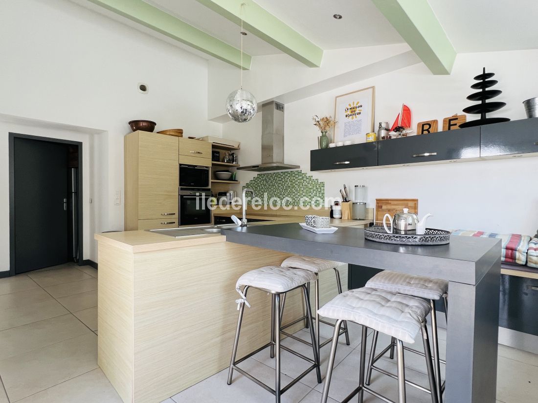 Photo 12: An accomodation located in Le Bois-Plage-en-R&eacute; on ile de R&eacute;.