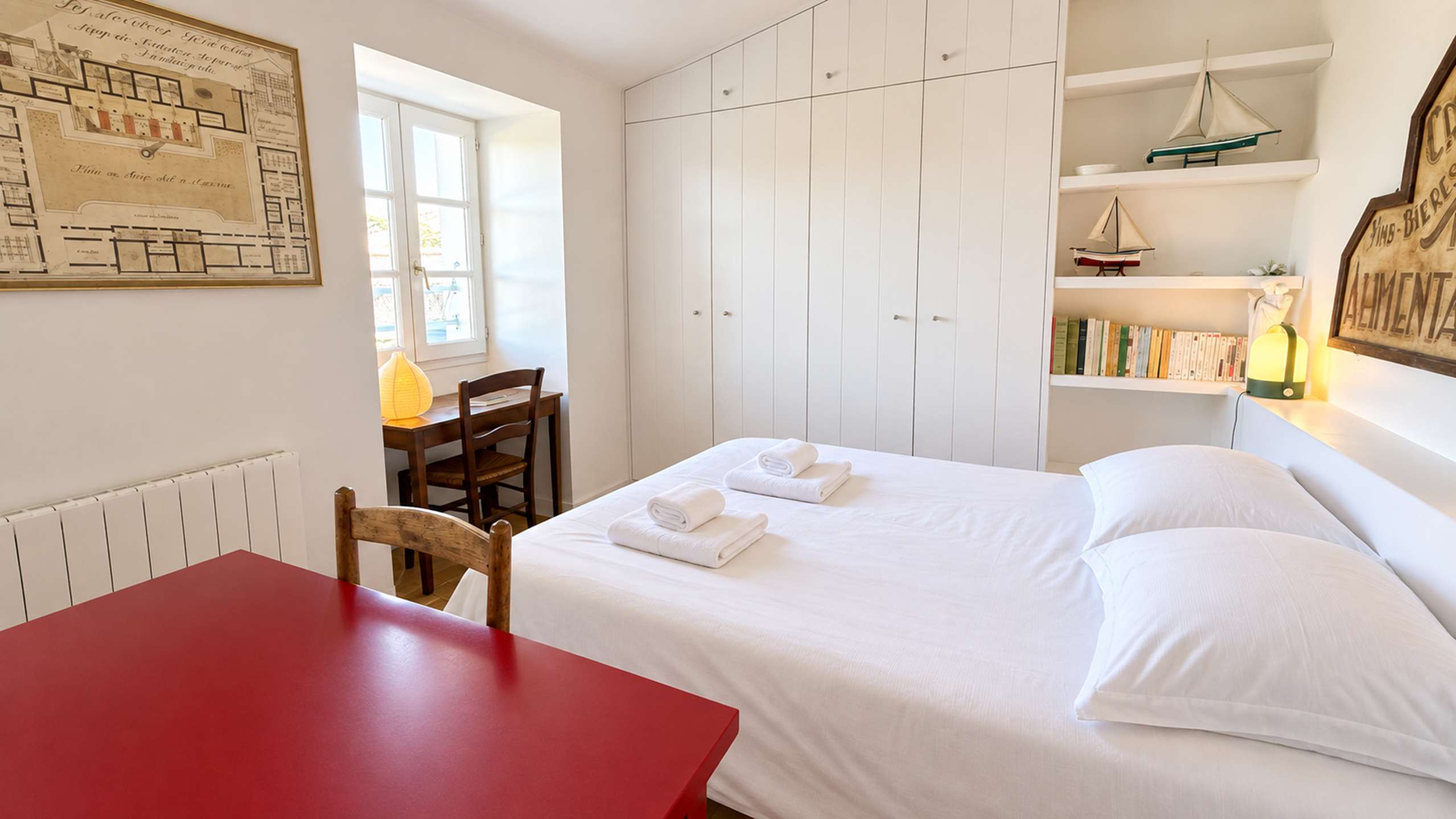Photo 12: An accomodation located in Ars en R&eacute; on ile de R&eacute;.