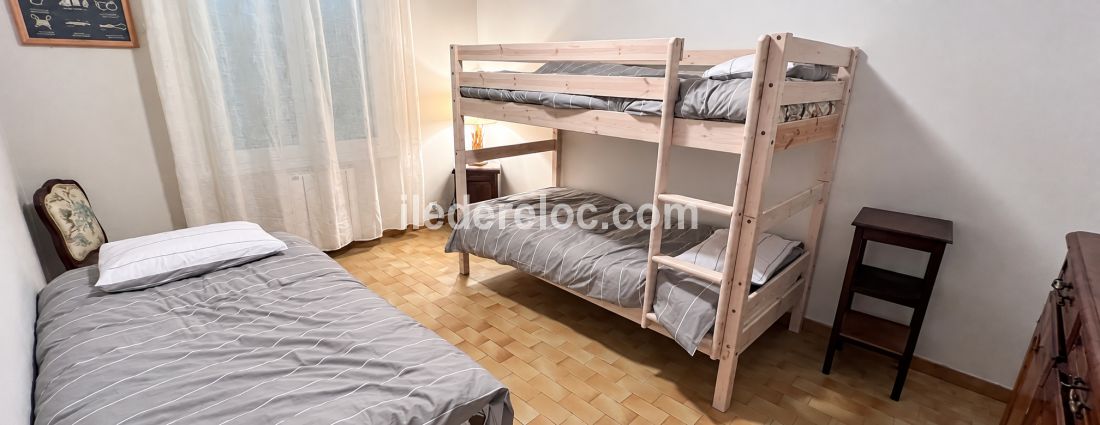 Photo 5: An accomodation located in La Couarde-sur-mer on ile de R&eacute;.