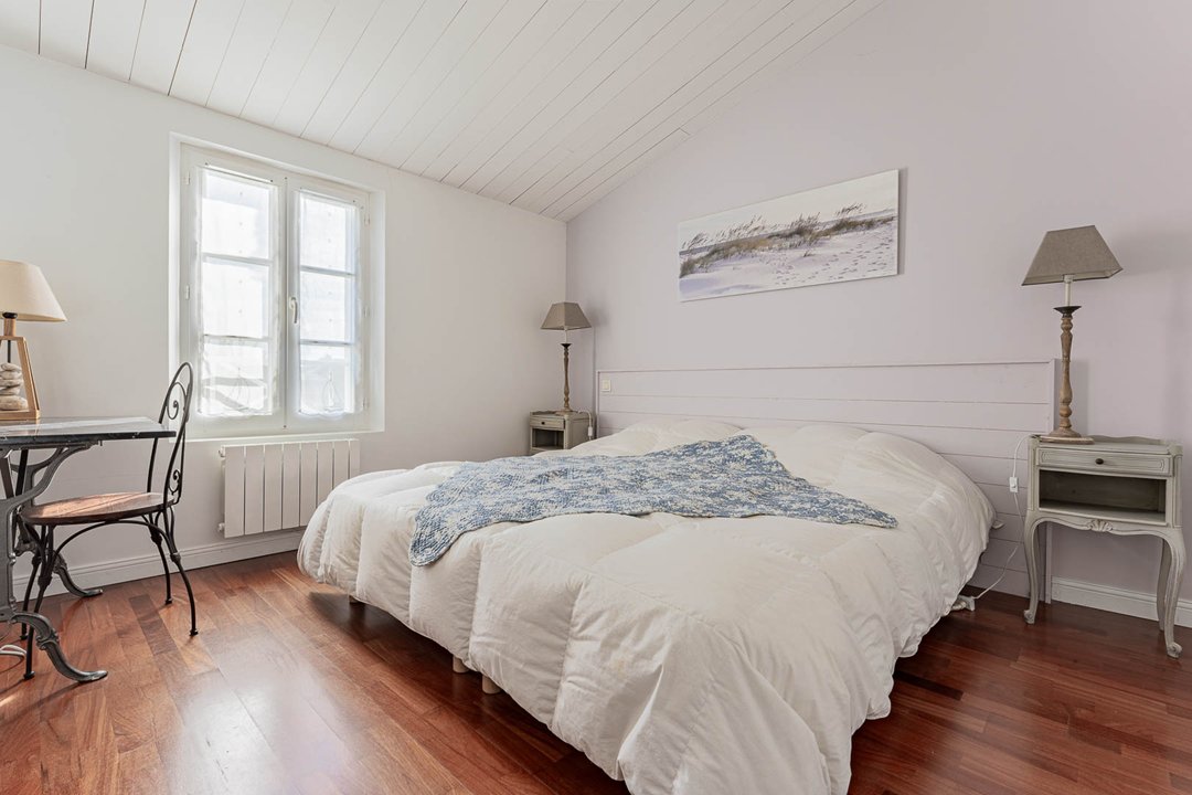 Photo 17: An accomodation located in La Flotte-en-R&eacute; on ile de R&eacute;.