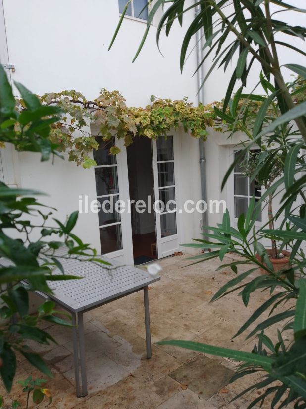 Photo 4: An accomodation located in Loix on ile de R&eacute;.
