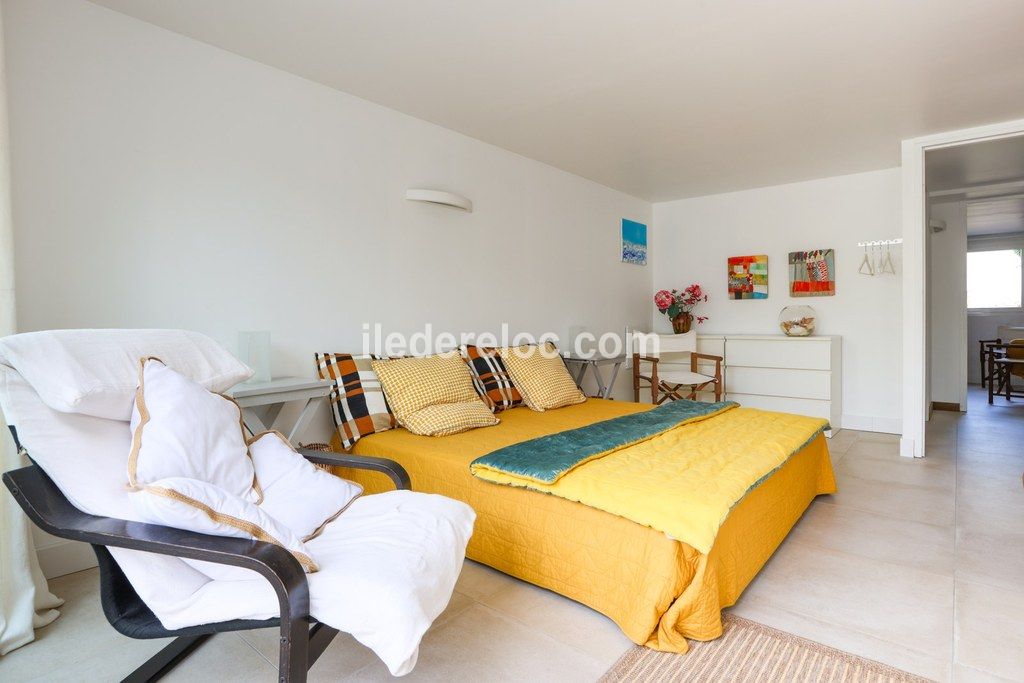 Photo 20: An accomodation located in Sainte-Marie-de-R&eacute; on ile de R&eacute;.