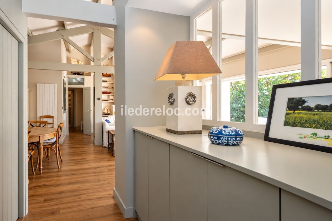Photo 5: An accomodation located in La Couarde-sur-mer on ile de R&eacute;.