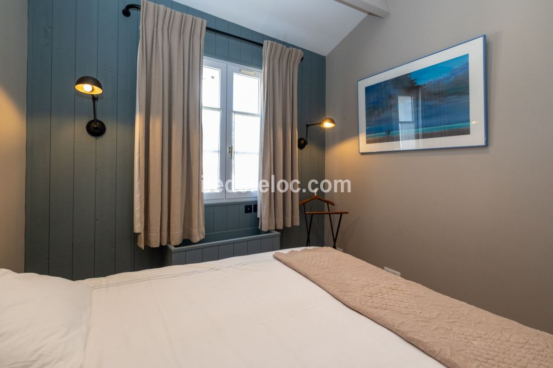 Photo 17: An accomodation located in La Couarde-sur-mer on ile de R&eacute;.