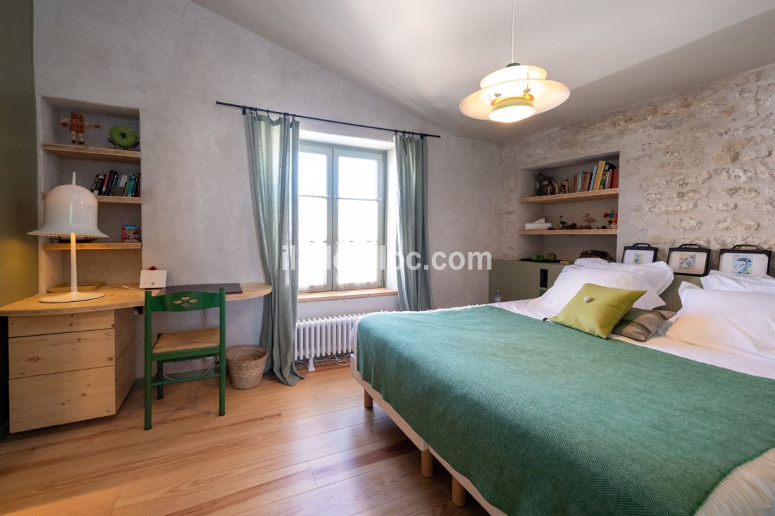 Photo 7: An accomodation located in Ars en R&eacute; on ile de R&eacute;.
