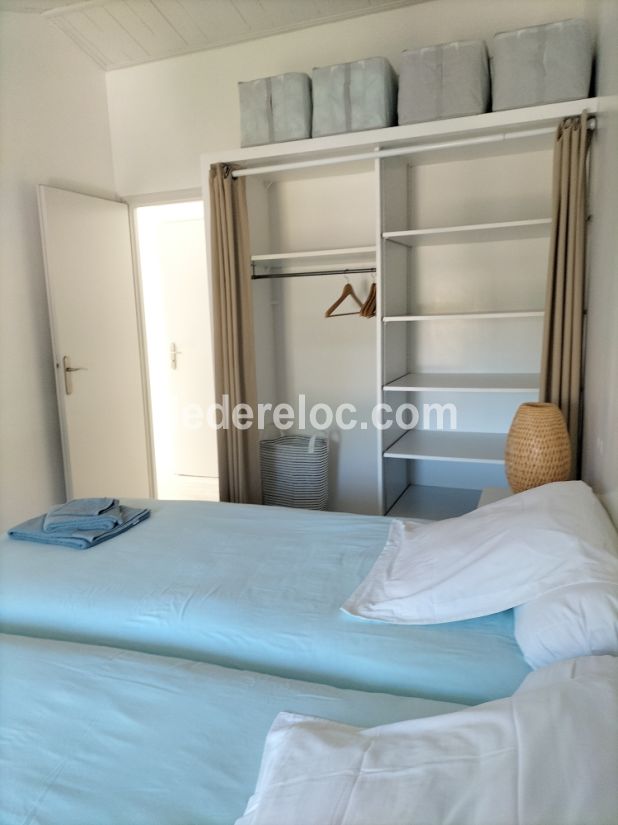 Photo 18: An accomodation located in La Couarde-sur-mer on ile de Ré.